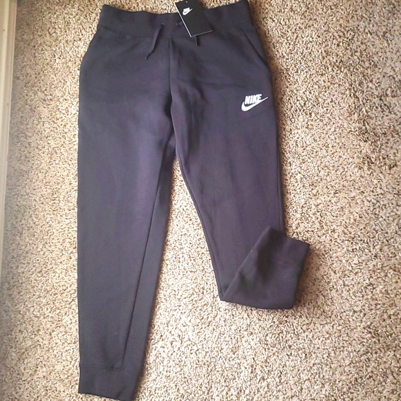 Nike Other - Girls Nike sweatpants